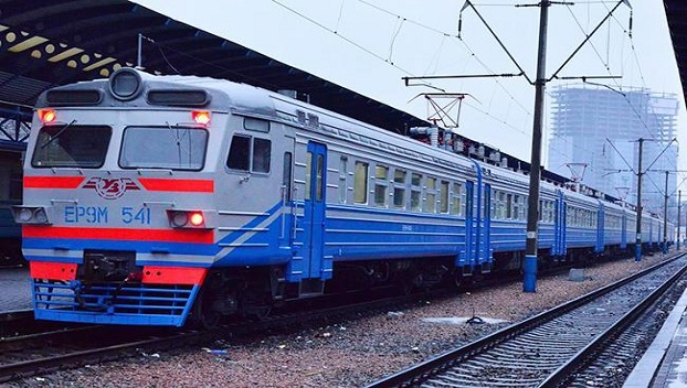В Украине было назначено 30 поездов на лето