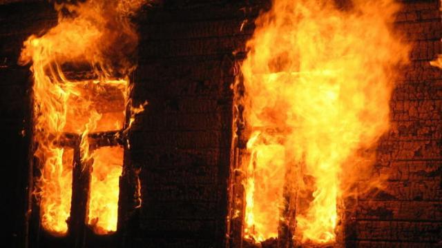В Соледаре во время пожара погиб 63-летний мужчина