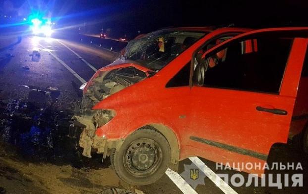 На Буковине столкнулись два микроавтобуса: восемь пострадавших