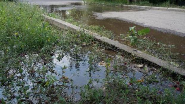 В Дружковке водоканал устраняет прорыв водопровода 