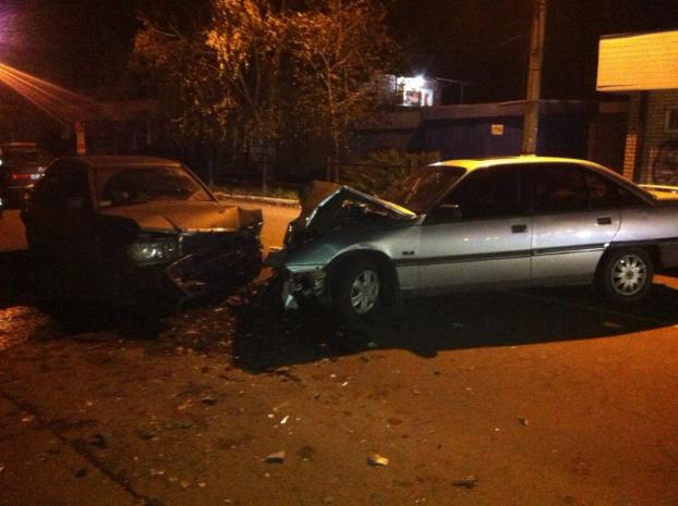 В Дружковке в результате лобового столкновения автомобилей пострадала женщина
