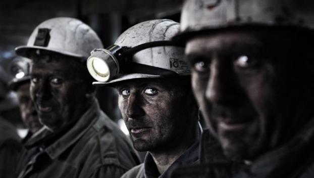 Протесты шахтеров в Донецкой и Луганской областях: собираются в Киев