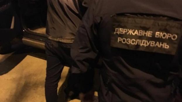 На Луганщине двух полицейских подозревают в издевательстве над водителем
