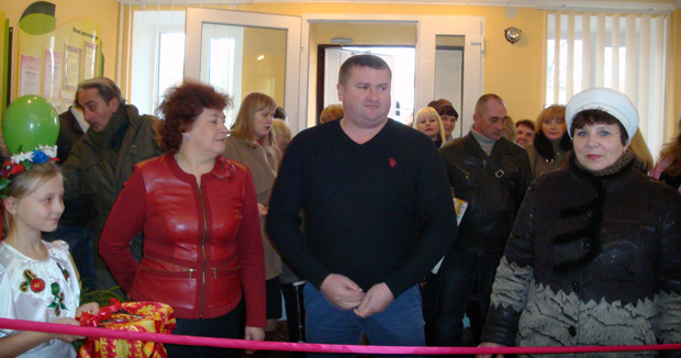 Школа искусств Артемовского района отметила 2-й день рождения