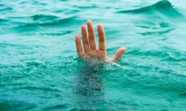 Мужчина утонул в море под Мариуполем