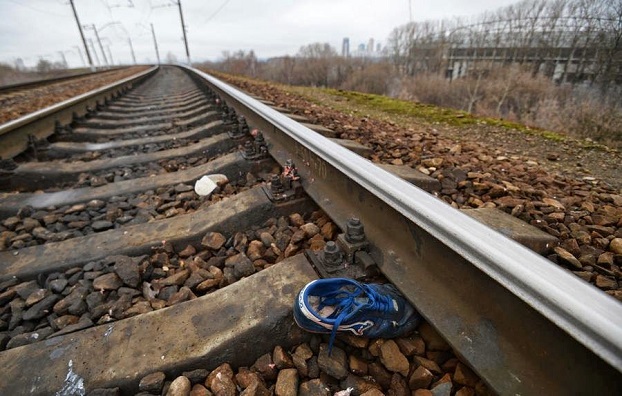 Не заметил поезд и погиб под его колесами 40-летний житель Славянска