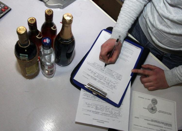 Налоговики аннулировали 120 лицензий на Донетчине, в том числе за продажу алкоголя несовершеннолетним
