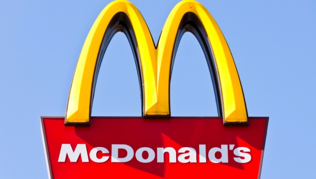 McDonalds бежит от критики европейцев в Великобританию