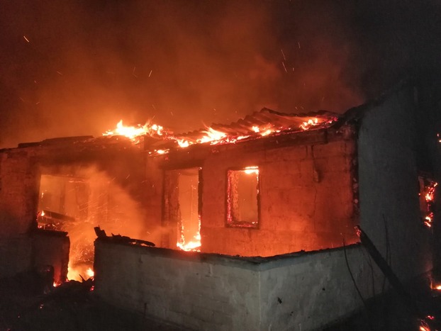 В Чармалыке ночью загорелся жилой дом