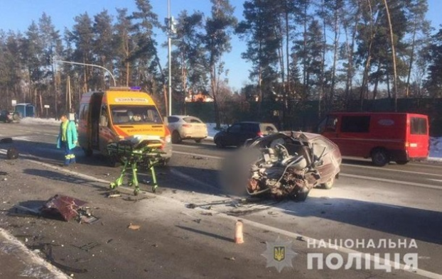 В Киеве три человека погибли в ДТП