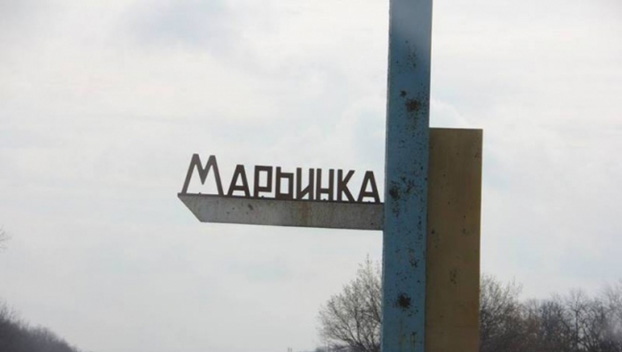 На КПВВ «Марьинка» 15 апреля зафиксировали огромные очереди и провоз оружия