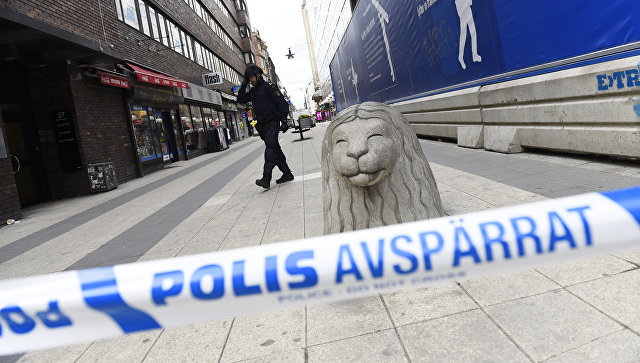 Теракт в Стокгольме: полиция подтвердила задержание водителя грузовика