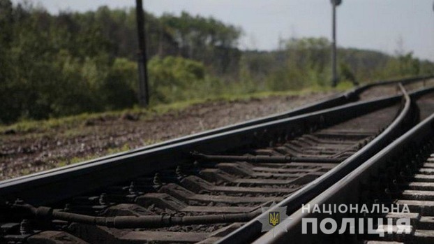 В Черновицкой области под колесами поезда погиб мужчина