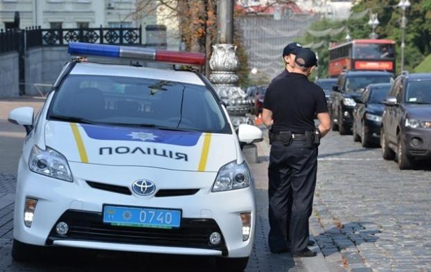В Одессе угрожали журналистам и повредили их автомобиль