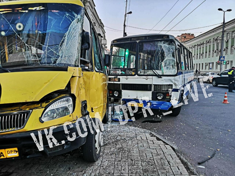 ДТП с участием скорой помощи в Макеевке: пострадали 3 человека