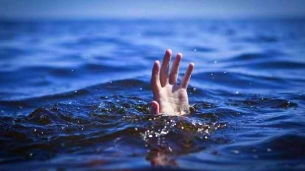 В Бердянске на глазах родственников утонул мужчина