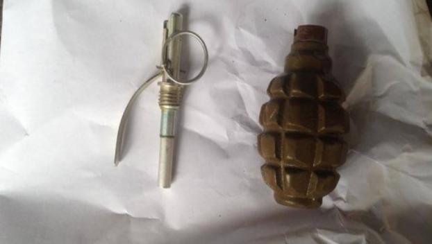 Местный житель в Дружковке хранил гранату на память 