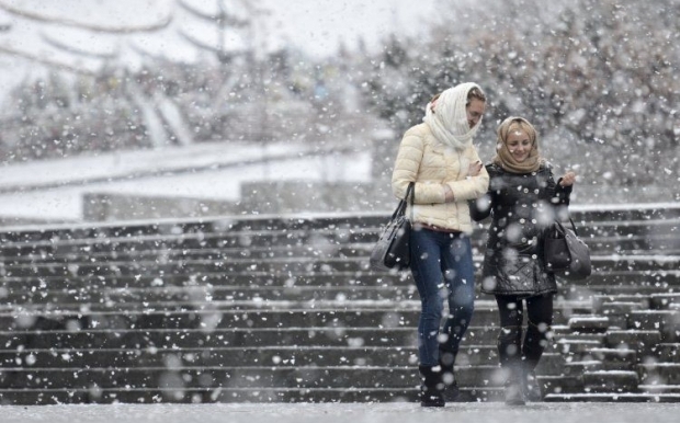 Погода в Украине: Штормовое предупреждение, мокрый снег и оттепель
