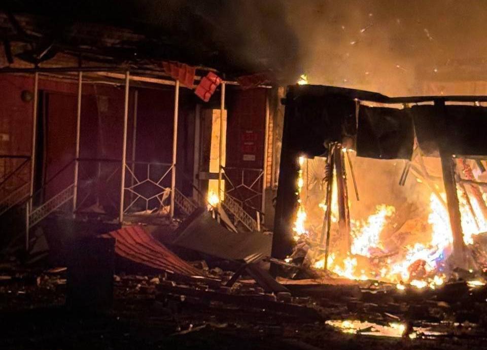 В Донецкой области сгорело отделение «Новой почты» с посылками на 1 млн