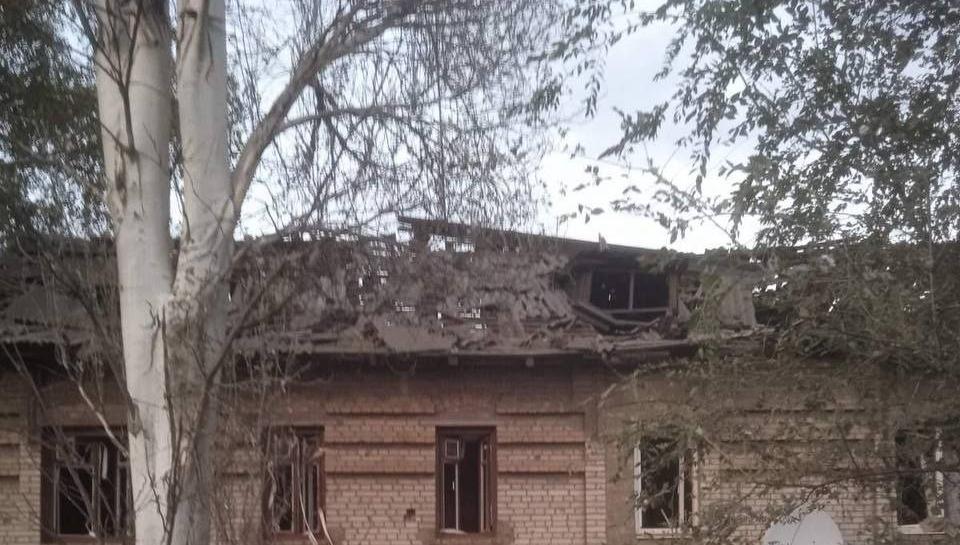 Авиабомбой попали по линии ж/д: Ситуация в Константиновке 2 октября