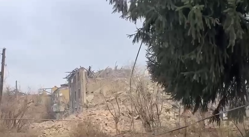 Прямое попадание в дом: В Константиновке очередной авиаудар