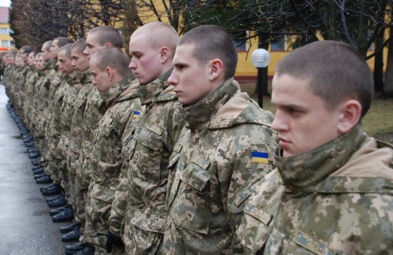 В Украине стартовал осенний призыв на военную службу