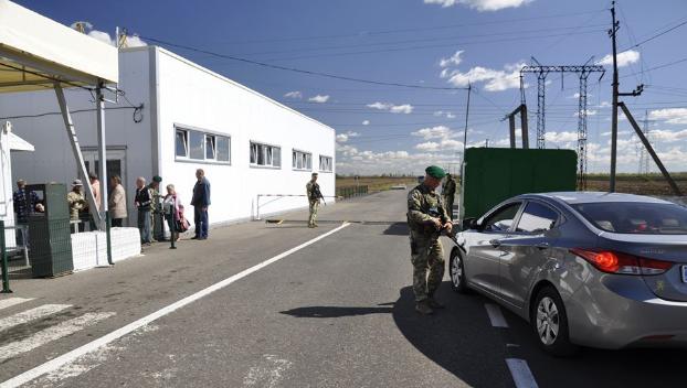 Завтра пересечь линию разграничения можно будет через КПВВ «Новотроицкое»