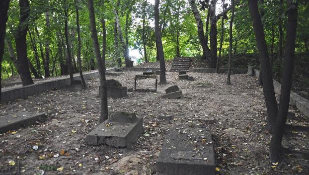 В Украине хотят сохранить еврейские кладбища