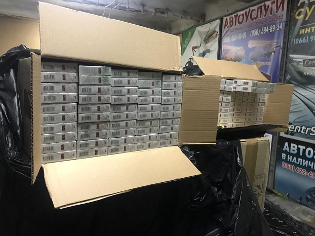 На Донетчине правоохранители изъяли 27,5 тысячи пачек сигарет без акцизных марок