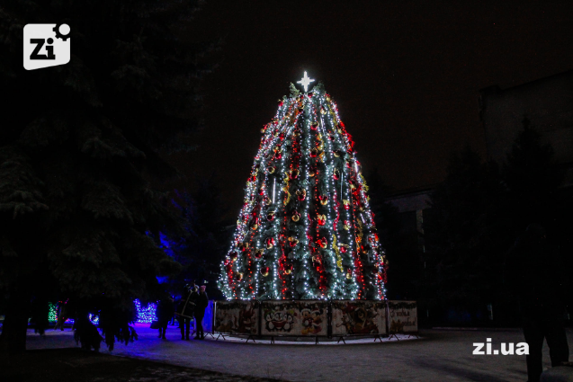 В Константиновке восстановят новогоднюю инсталляцию и позаботятся о дополнительной безопасности