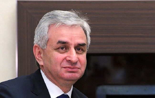 «Президент» Абхазии Хаджимба ушел в отставку