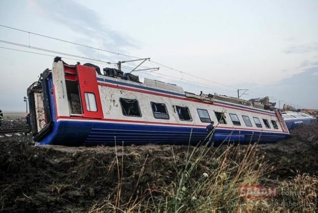 Авария на железной дороге в Турции: 73 травмированных и 24 погибших