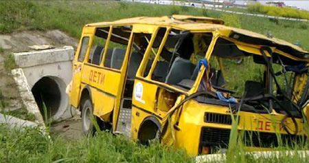 За рулём школьного автобуса сидел пьяный водитель