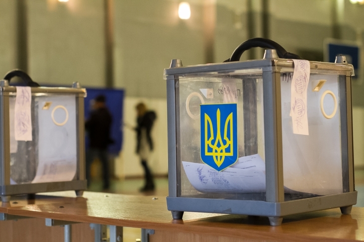 В селе Лебединское Донецкой области начал работу избирательный участок