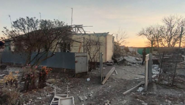 Обстрелы на Донбассе — два жилых дома полностью разрушены
