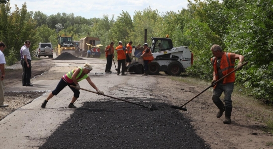 В пяти селах Константиновского района в мае и июне будут ремонтировать дороги