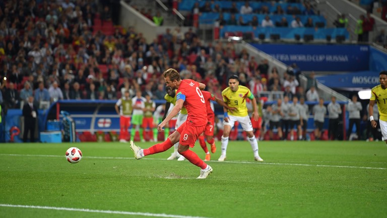 Сборная Англии в серии пенальти обыграла Колумбию и вышла в четвертьфинал