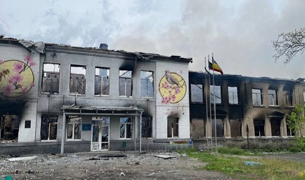 В Донецкой области разрушена еще одна школа