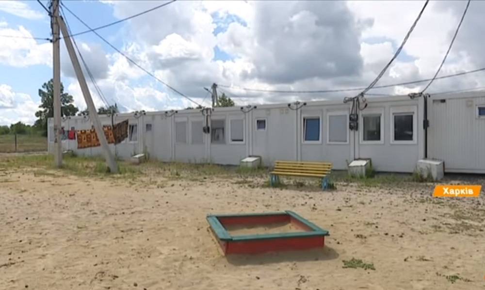 В Харькове модульный городок изжил себя, но переселенцы выезжать не собираются