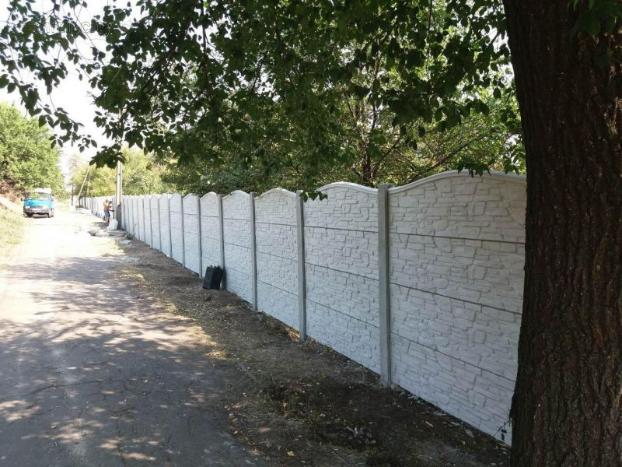 Мариупольские кладбища оградят забором и оснастят видеокамерами