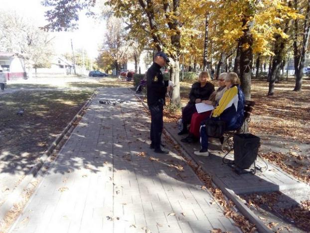Огнеборцы Селидово провели профилактические беседы с жителями города