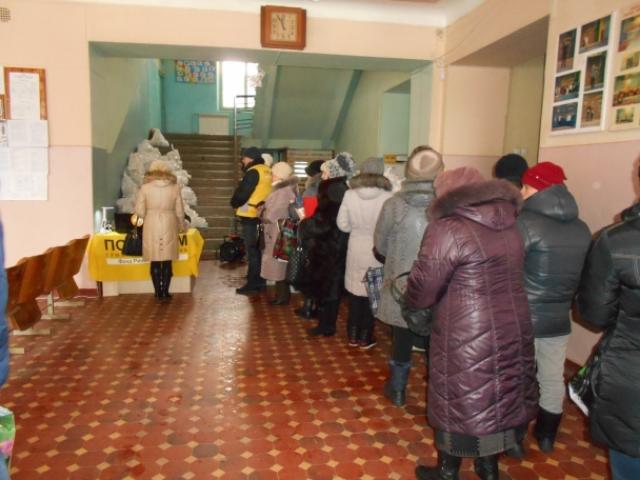 Гуманитарный штаб оказал помощь для переселенцев в Дружковке