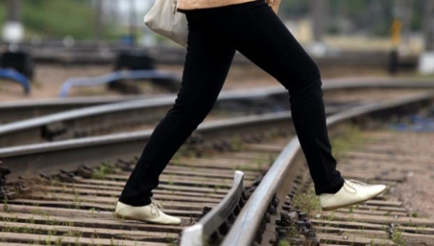 Железная дорога: В Славянске женщина попала под поезд