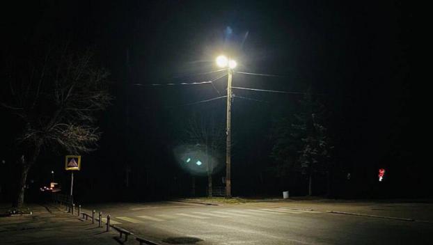 На Донетчине впервые с начала войны начинают включать фонари на улицах