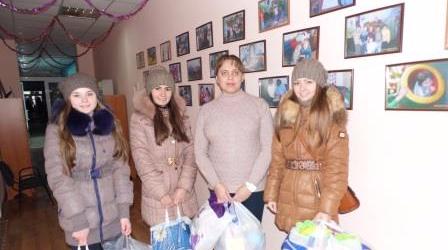 Школьники из Димитрова провели благотворительную акцию