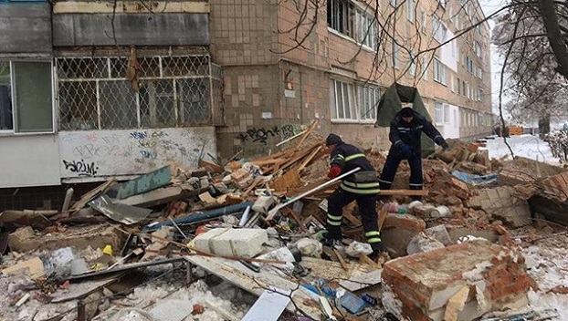 Жители Фастова не могут попасть домой после взрыва