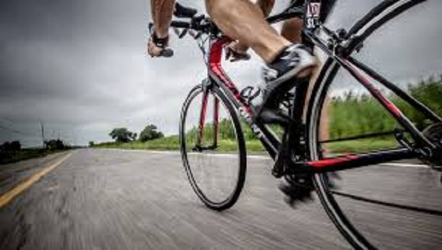 Британец установил рекорд скорости езды на велосипеде
