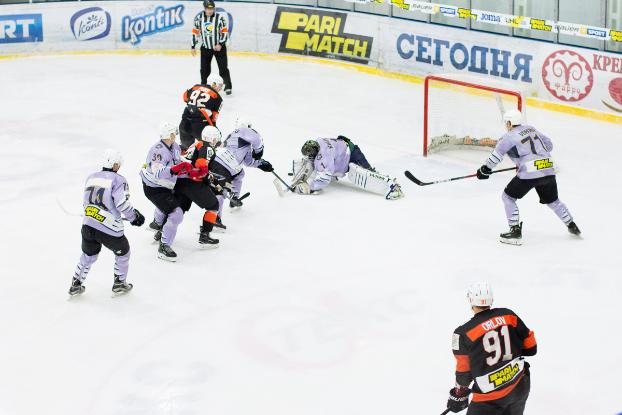  «Кременчуг» в четвертый раз в сезоне обыграл «Ледяных Волков»