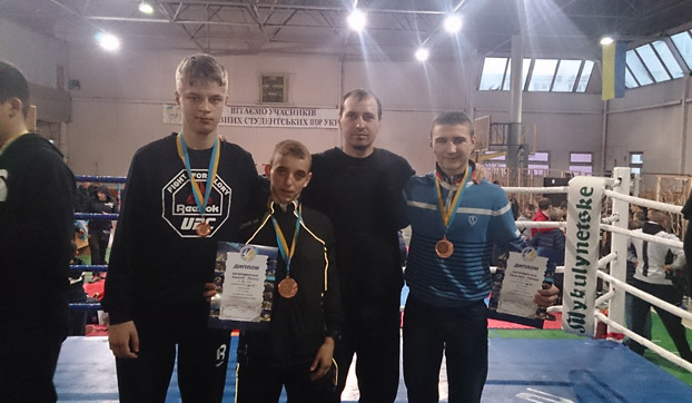 Покровчане успешно выступили на Чемпионате Украины по смешанным единоборствам