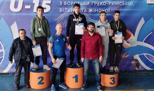 По итогам чемпионата Украины двумя наградами отличились борцы из Донецкой области
